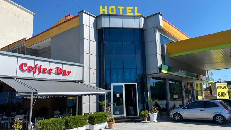 Kompleksi Gjoni Fier Dış mekan fotoğraf