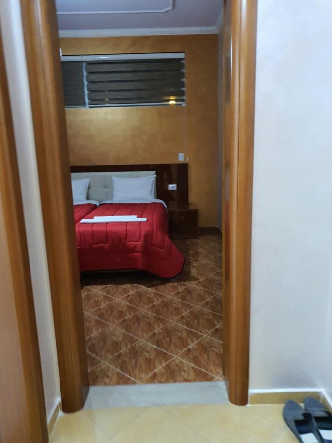 Kompleksi Gjoni Fier Dış mekan fotoğraf