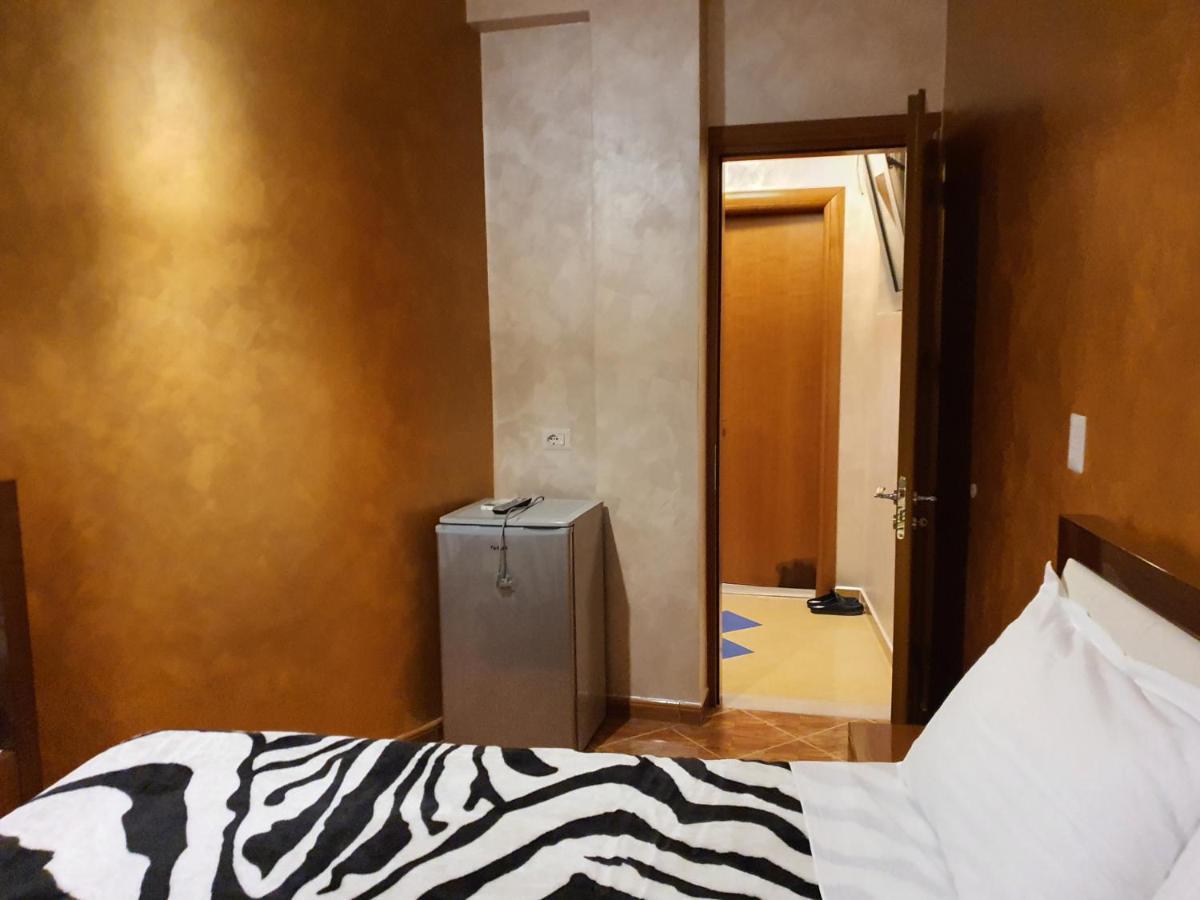 Kompleksi Gjoni Fier Dış mekan fotoğraf