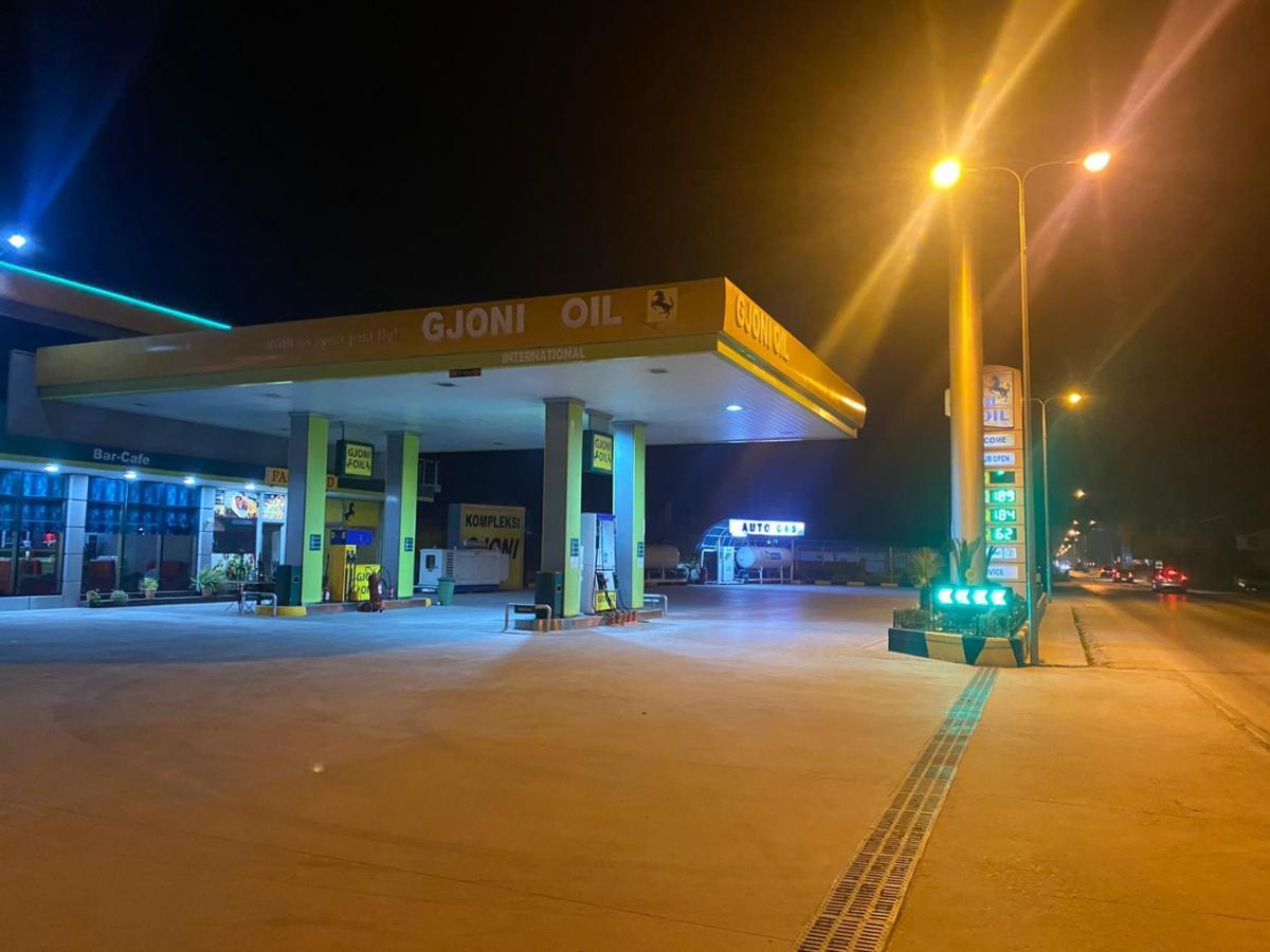 Kompleksi Gjoni Fier Dış mekan fotoğraf